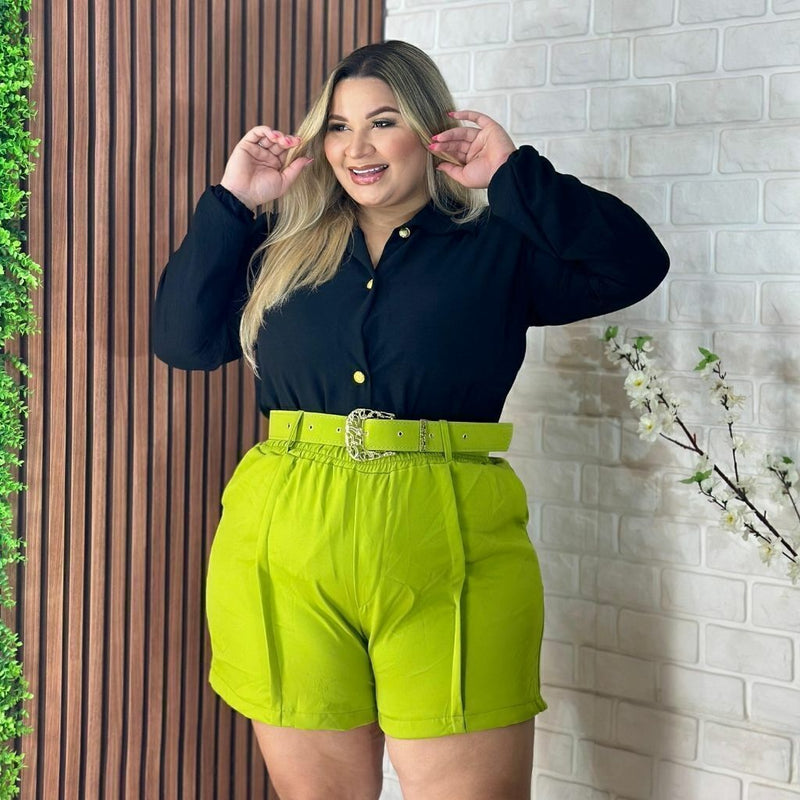 Conjunto Plus Size Feminino Blusa Social e Short com Cinto